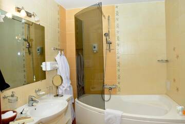 Фото номера Апартаменты в пентхаусе Отель Hotel Pušyno Namai г. Tirkšliai 7