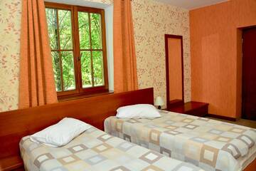 Фото номера Классический одноместный номер Отель Hotel Pušyno Namai г. Tirkšliai 5